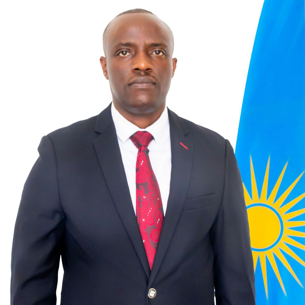 Hon. MAZIMPAKA Jean Claude